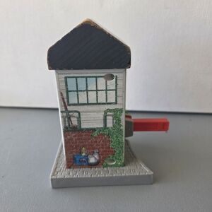 Thomas & Friends Wooden Railway Maron Signal House With Lights & Sound USED